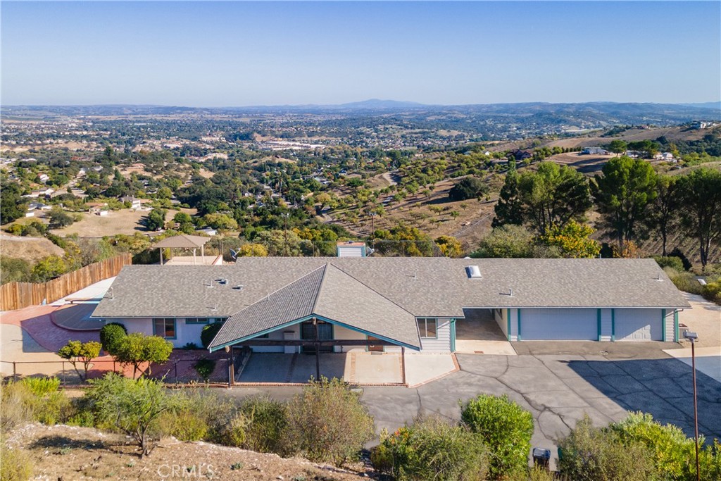 1140 Peachy Canyon Road