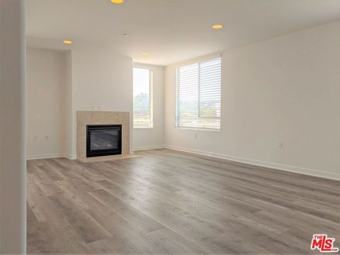 Photo of 5143 White Oak Avenue #306, Encino, CA 91316 (MLS # 25620895)