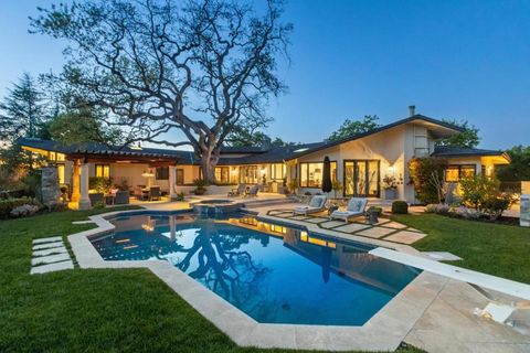 Photo of 15715 Gum Tree Lane, Los Gatos, CA 95032 (MLS # ML82038939)