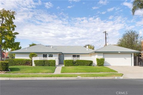 2527 E Brookside Orange CA 92867