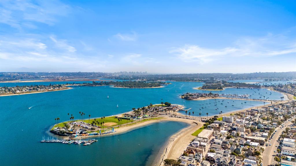 Mission Beach - Residential