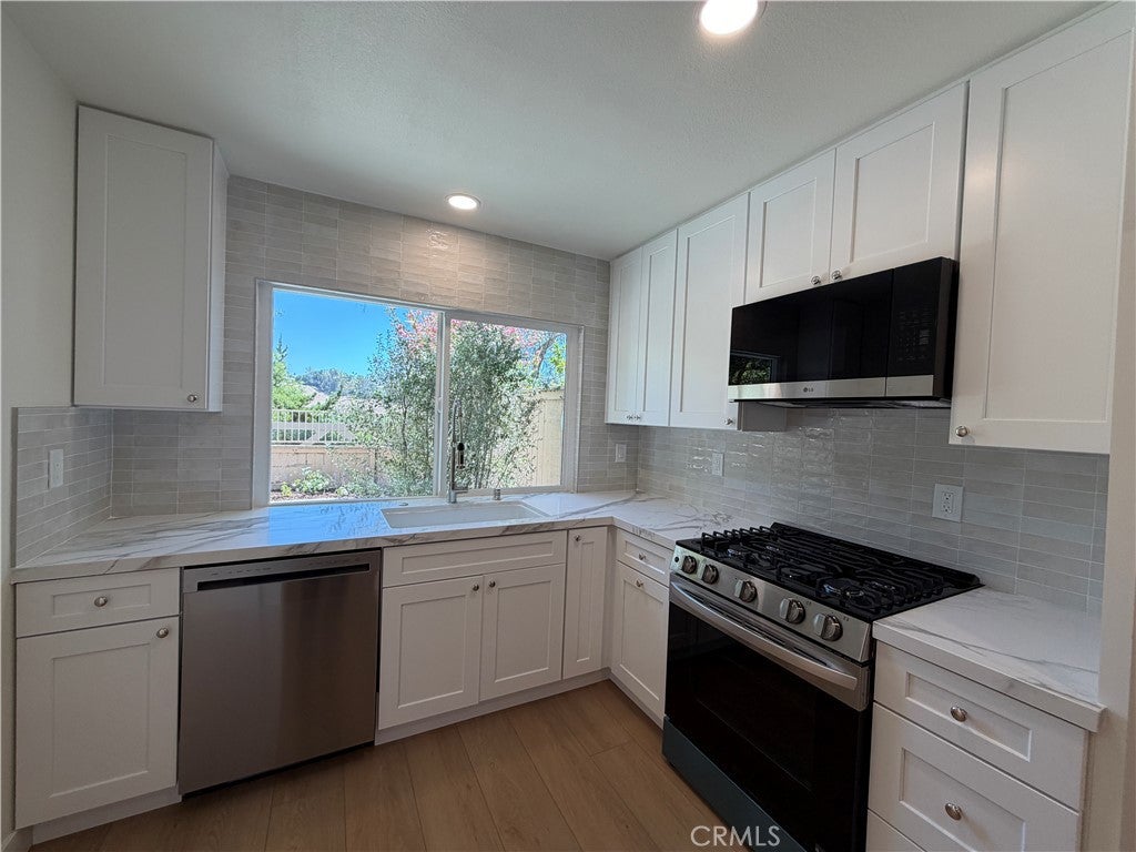 18 Clover Hill Lane 115