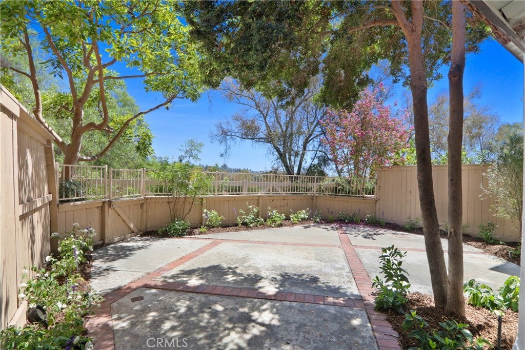 18 Clover Hill Lane 115, Laguna Hills CA 92653 - Photo 27