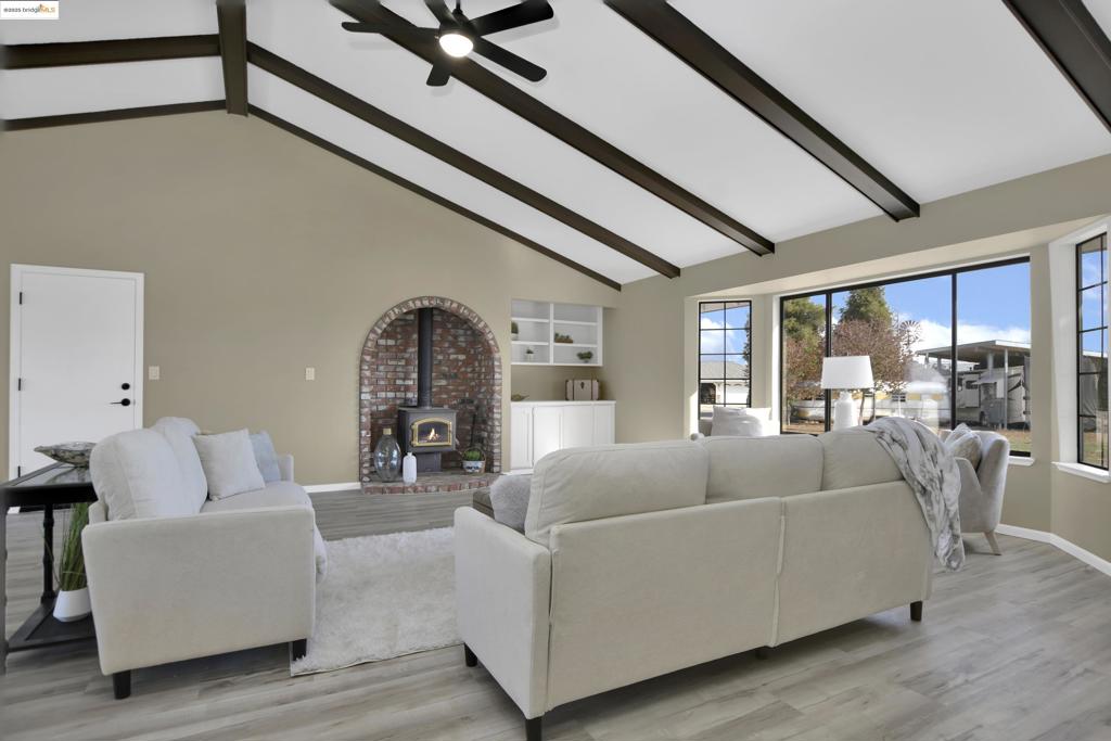 23701 Marsh Creek Rd