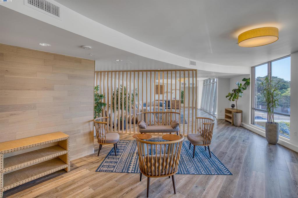 SUNSET - Residential