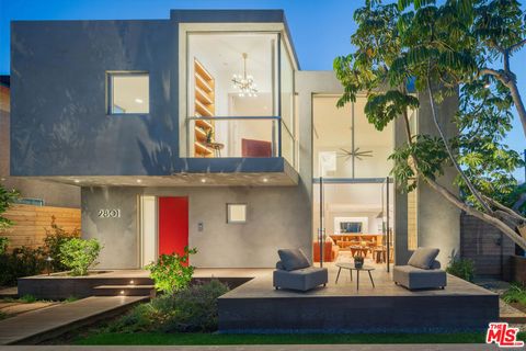 Photo of 2801 Sanborn Avenue, Venice, CA 90291 (MLS # 25618537)