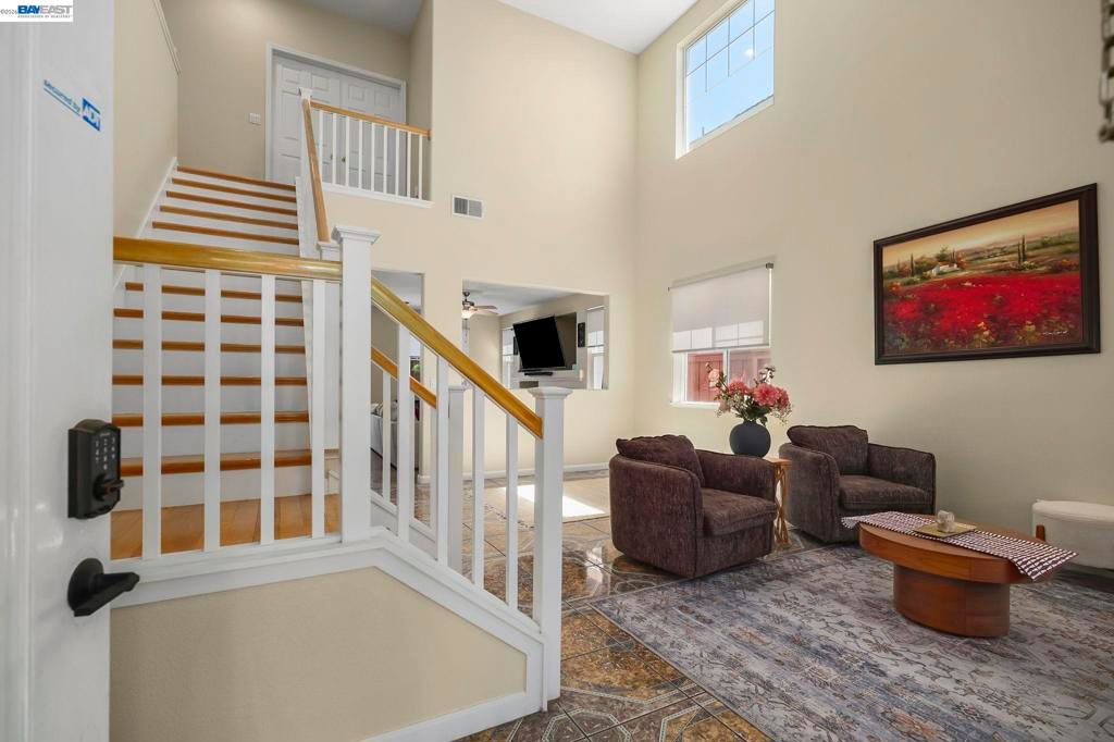 Photo of 687 Rockspray Circle Cir, Pittsburg, CA 94565 (MLS # 41133382)