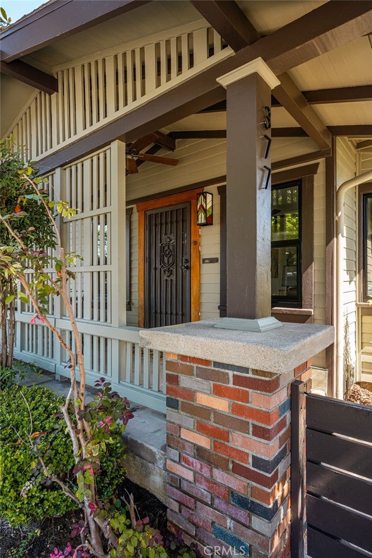 377 Ximeno Avenue