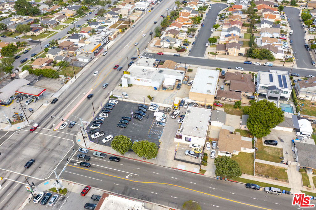 16720 Lakewood Boulevard