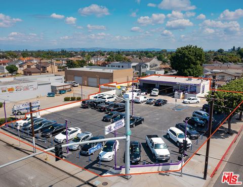 Photo of 16720 Lakewood Boulevard, Bellflower, CA 90706 (MLS # 26691839)