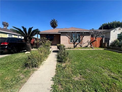 Photo of 822 S Chester Ave, Compton, CA 90221 (MLS # PT26061752)