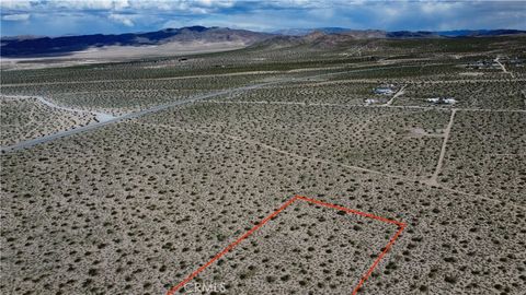 Photo of 711 Last Mile (near) Road, Johnson Valley, CA 92285 (MLS # HD26000290)