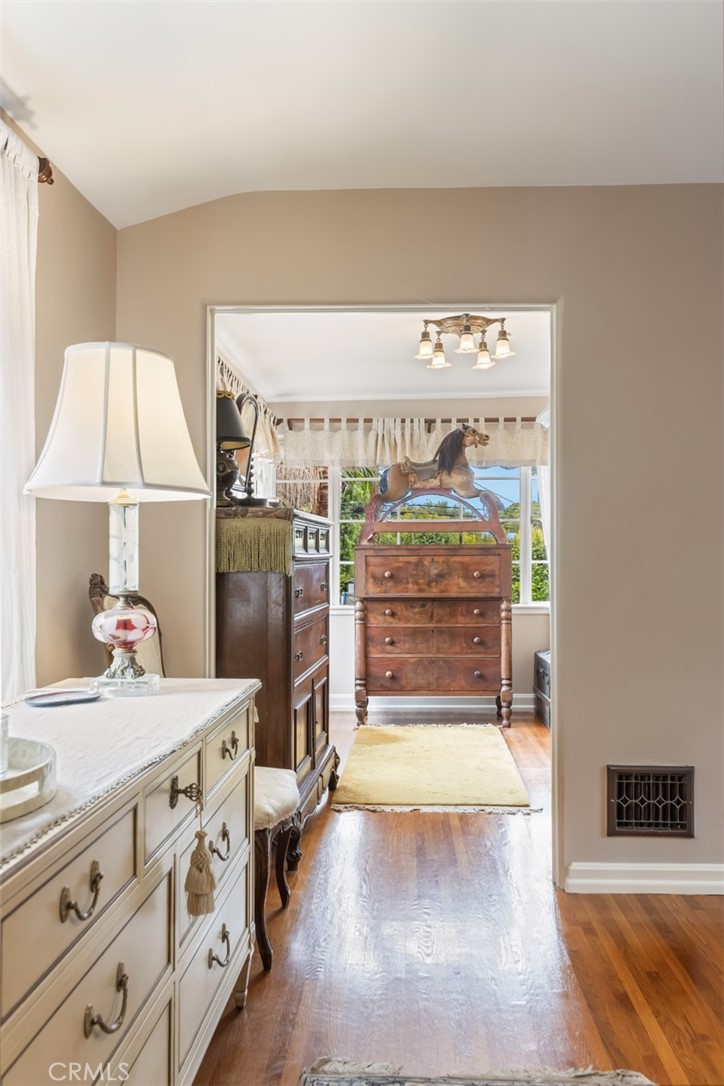 Bixby Knolls (BK) - Residential