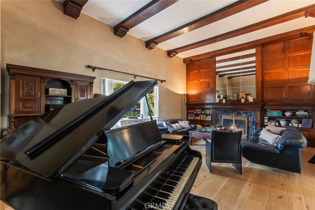 Bixby Knolls (BK) - Residential