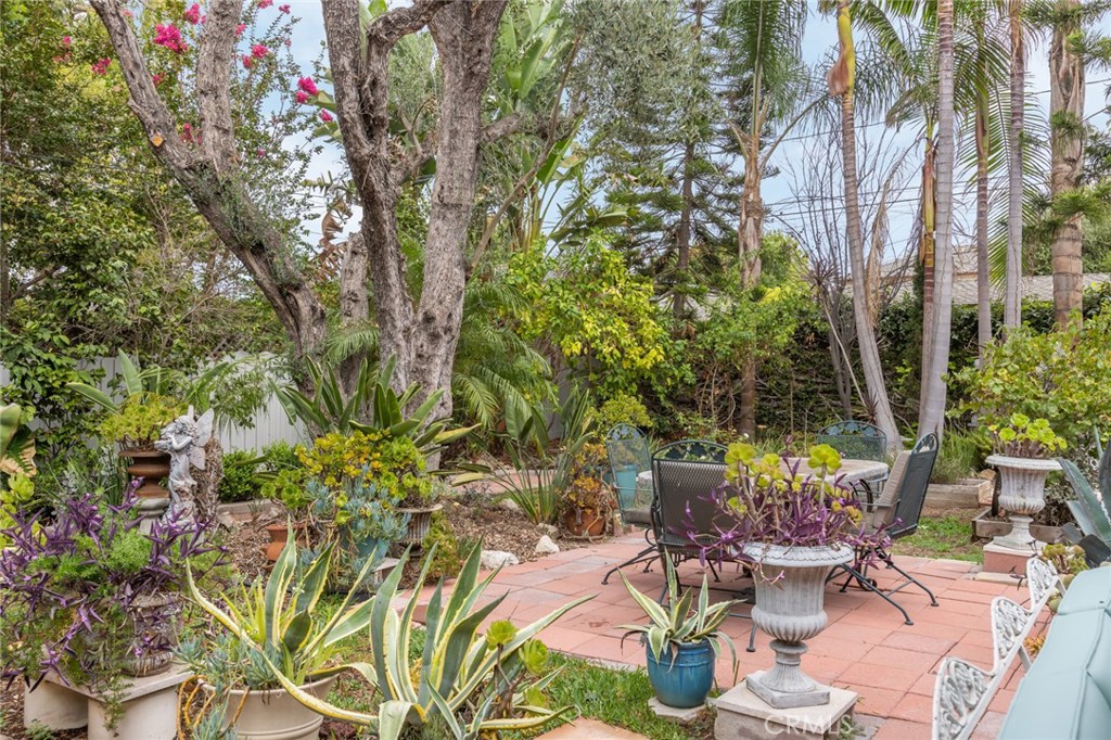Bixby Knolls (BK) - Residential