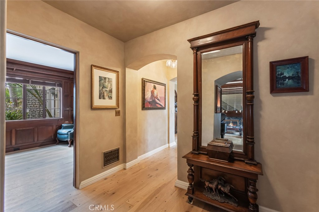 Bixby Knolls (BK) - Residential