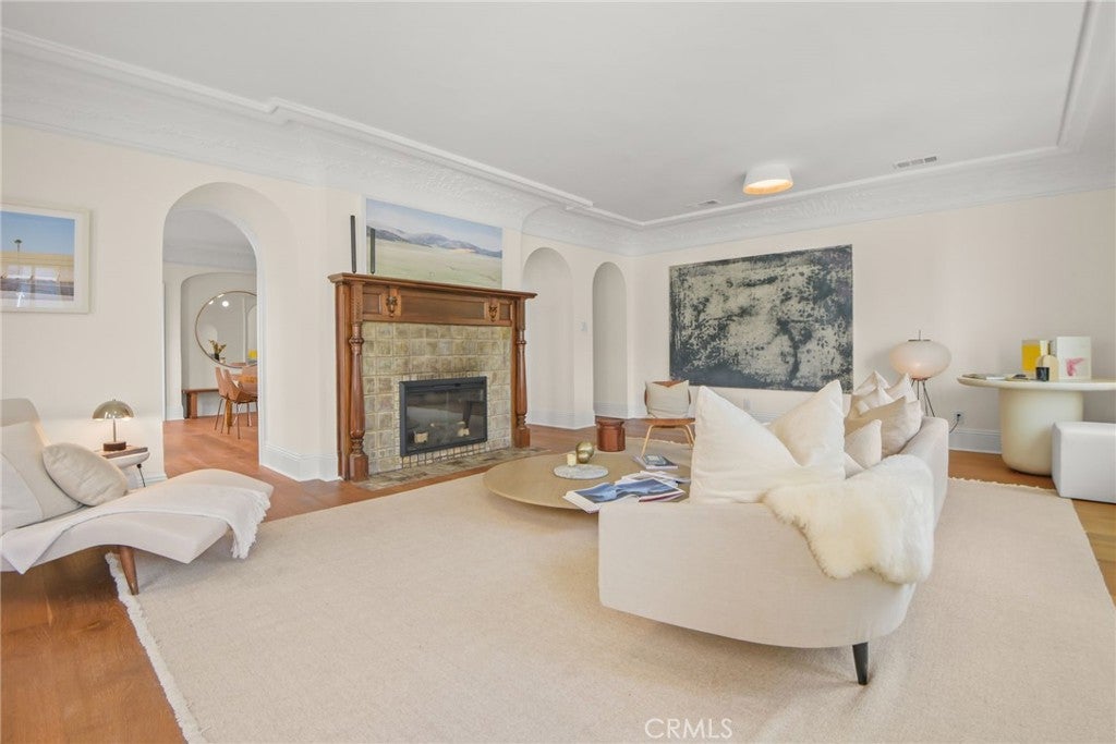 326 S Kingsley