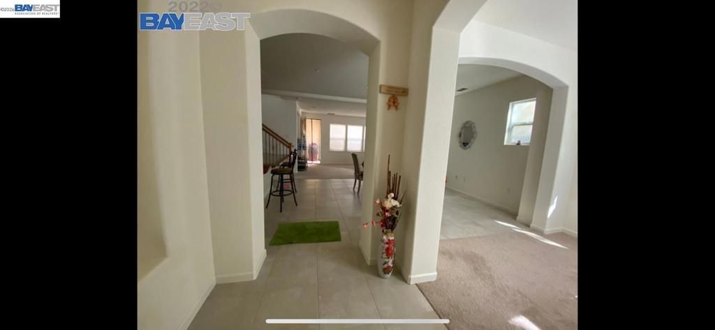 Photo of 703 N Claret Ln, Mountain House, CA 95391 (MLS # 41127439)