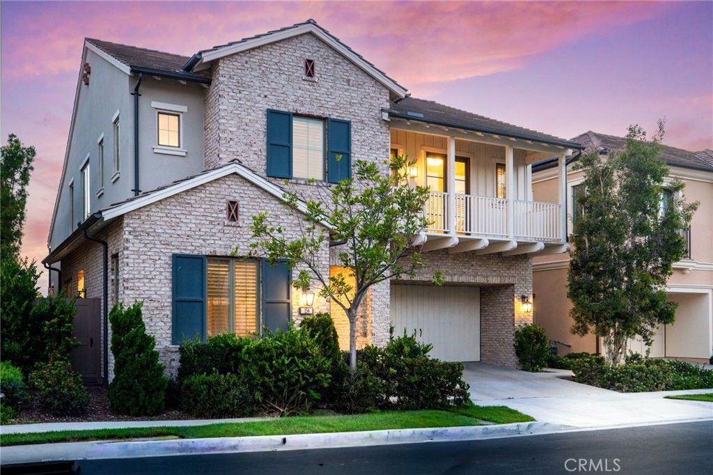 Photo of 154 Roscomare, Irvine, CA 92602 (MLS # OC26099460)
