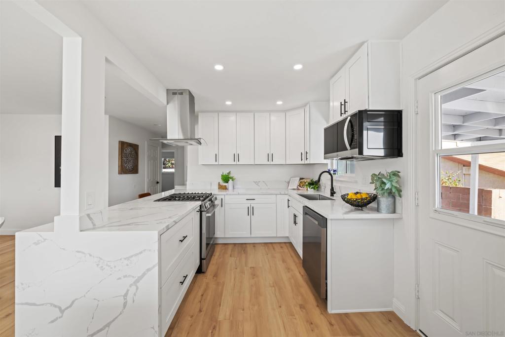 Paradise Hills - Residential