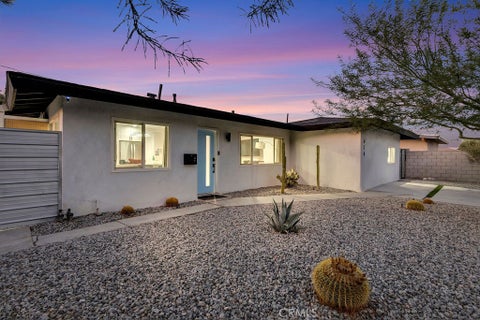Photo of 414 W Avenida Cerca, Palm Springs, CA 92262 (MLS # SB26136582)