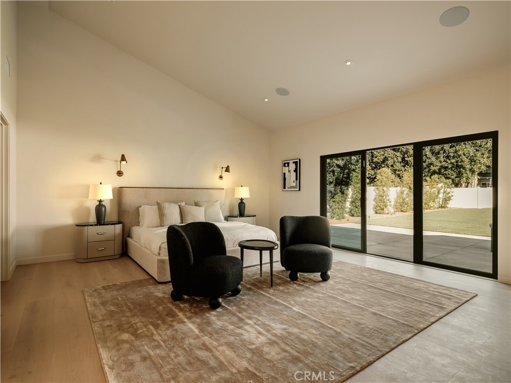 Northridge, California, 91325, United States, 4 Bedrooms Bedrooms, ,4 BathroomsBathrooms,Residential,Active,2030583