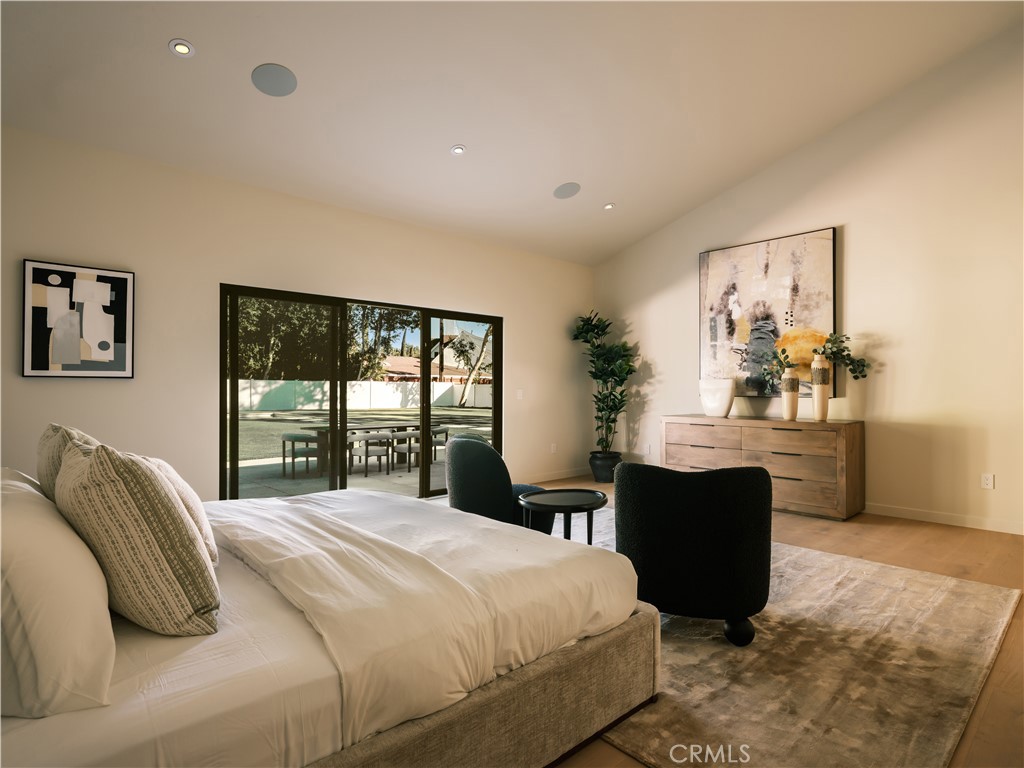 Northridge, California, 91325, United States, 4 Bedrooms Bedrooms, ,4 BathroomsBathrooms,Residential,Active,2030583