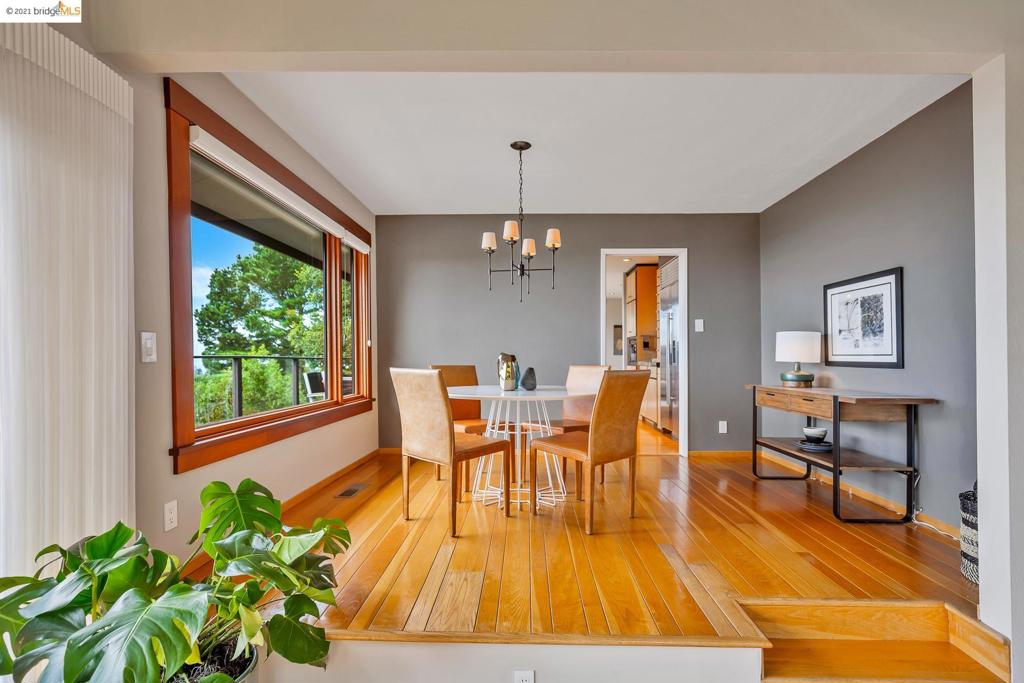 EL CERRITO HILLS - Residential