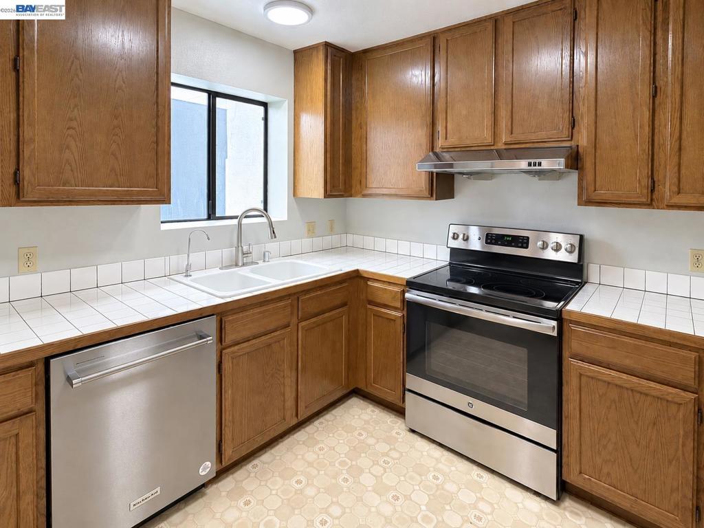 2401 Park Blvd 10
