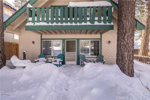 Photo of 568 Wren Dr, Big Bear Lake, CA 92315 (MLS # SR26035037)