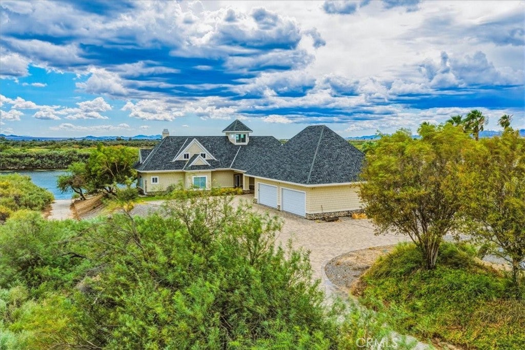 7829 Rio Vista