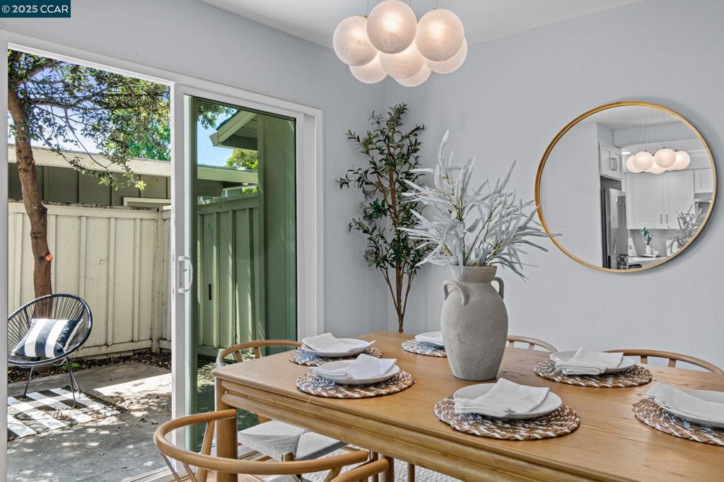 TWIN CREEK WEST - Residential