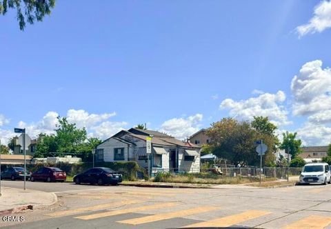 Photo of 203 E 107th Street, Los Angeles, CA 90003 (MLS # P1-26833)