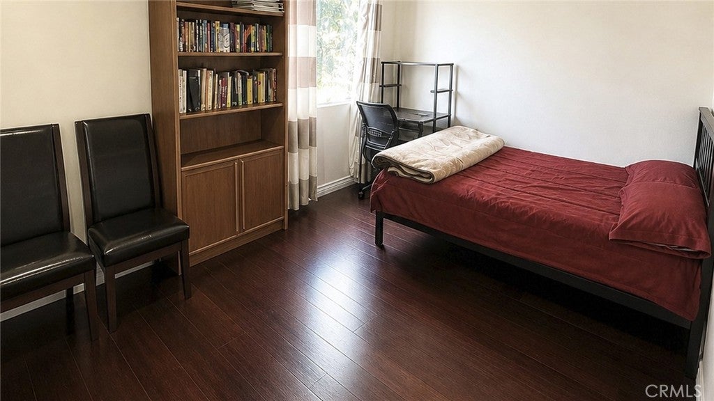 13934 Magnolia