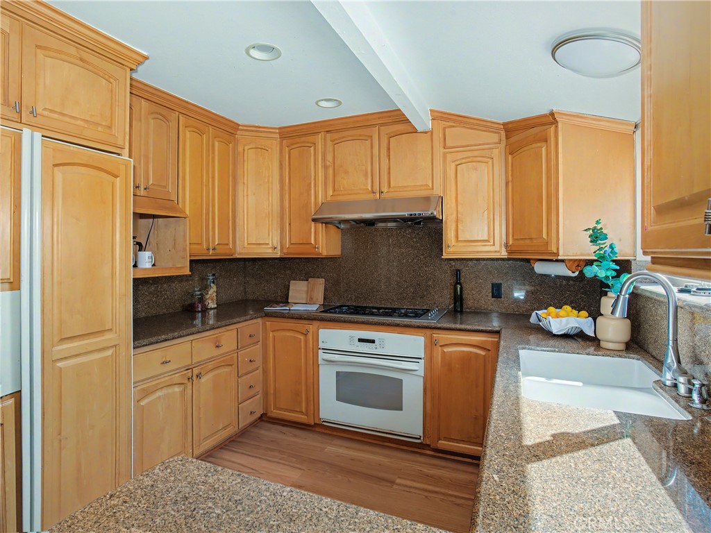 5171 Willow Wood Road