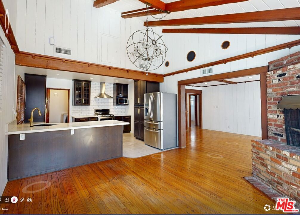 6619 Sunnyslope Avenue, Los Angeles CA 91401