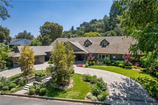 15946 WOODVALE RD, ENCINO, CA 91436 - Image 496988f0cebab7af2c17a9cfbe080fc0/130874825