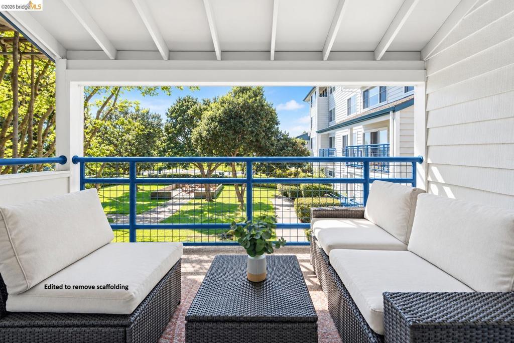 1203 Melville Sq 216