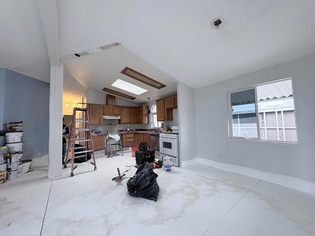 600 E Weddel Drive 35