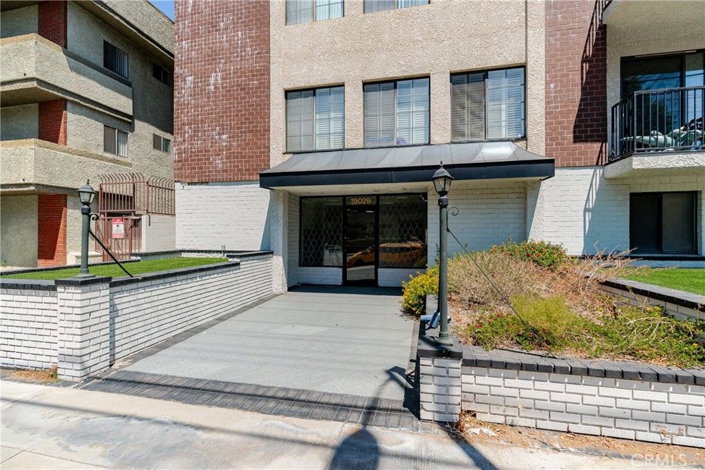 Photo of 19029 Nordhoff Street #108, Northridge, CA 91324 (MLS # GD25189858)