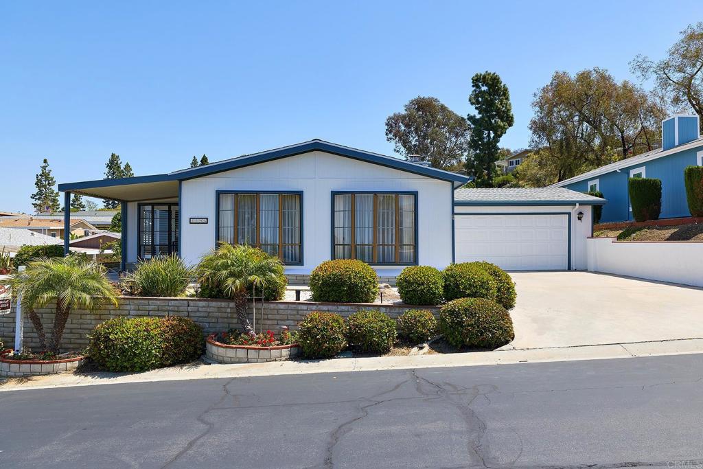 2295 Lindsay Drive