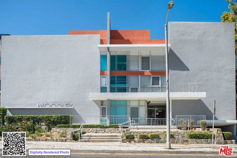 Photo of 4807 Woodley Avenue #309, Encino, CA 91436 (MLS # 26661293)