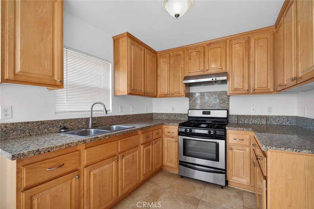 1129 N Briarwood Street