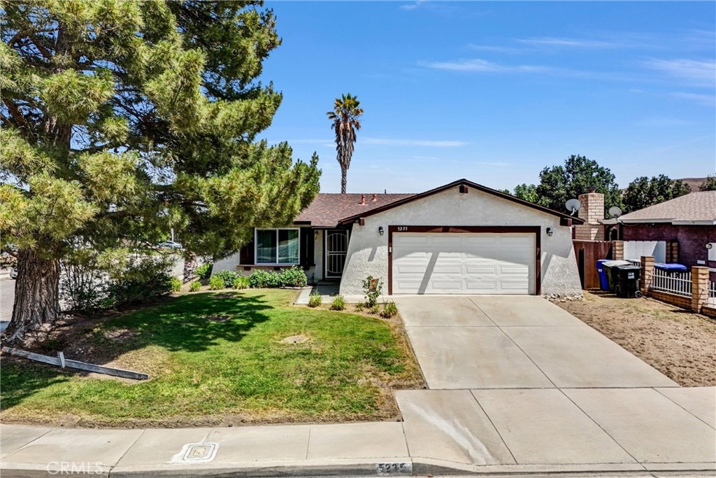 Welcome to this lovely single-story pool home, ideally situated on a spacious corner lot in the highly desirable University Hills neighborhood of San Bernardino. This updated 3-bedroom, 2-bathroom residence offers a comfortable and inviting layout, perfect for both everyday living and entertaining.
Step inside to a light and bright living room featuring a cozy fireplace, large picture window, and vinyl flooring. The beautiful kitchen opens to the dining/family area and boasts granite countertops, stainless steel appliances, and a serene view of the backyard oasis.
The primary suite includes an ensuite bathroom with a walk-in shower and separate vanity area for added convenience. Two additional spacious bedrooms share a well-appointed guest bathroom.
Enjoy summer days relaxing in your private pool and spa, or host gatherings on the generous covered patio. The corner lot not only enhances curb appeal but also provides easy access to the backyard and ample outdoor space.
Additional highlights include a two-car attached garage and newer dual-pane windows for improved energy efficiency. Conveniently located near Cal State San Bernardino with quick access to the I-215 and I-210 freeways, this home offers both tranquility and accessibility.