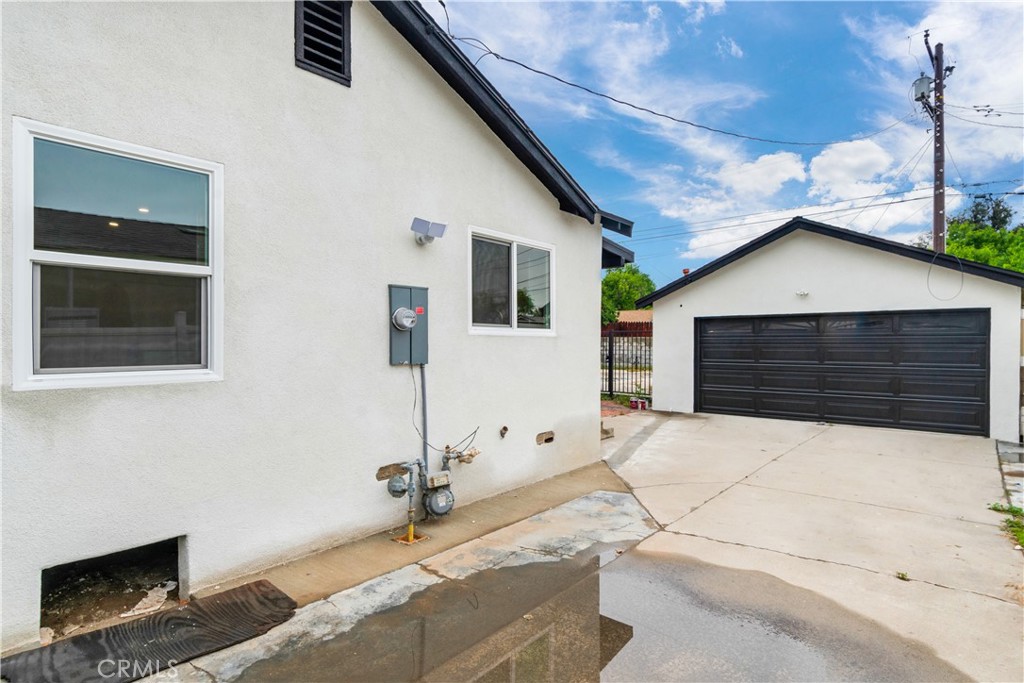 3067 Genevieve Street