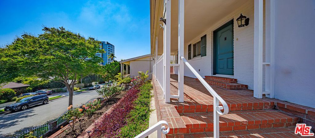 1271 Beverly Green Drive