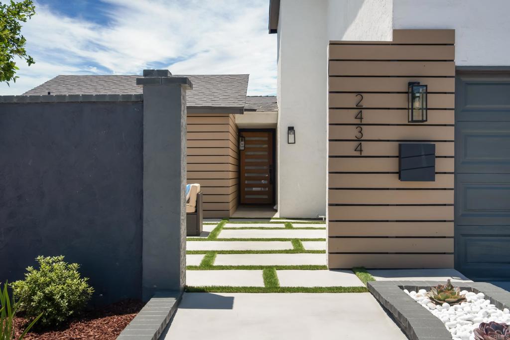 2434 Moonstone Drive