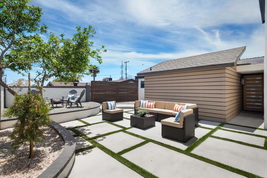 2434 Moonstone Drive