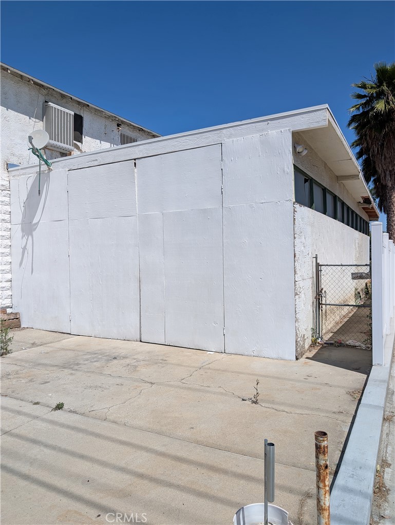 1071 Center Street