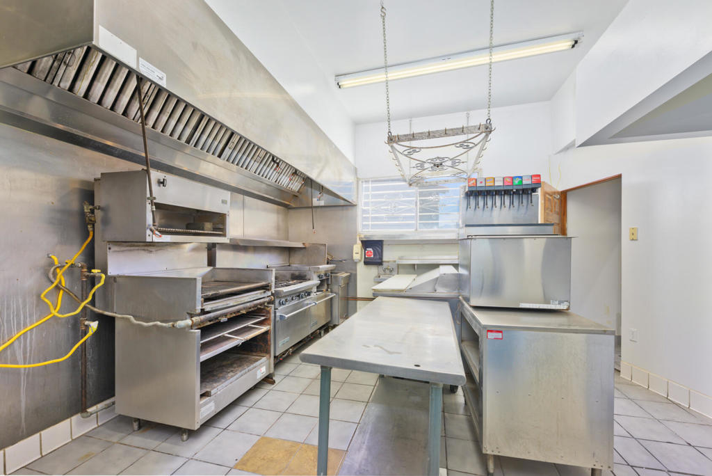 2330 Palm Canyon Drive